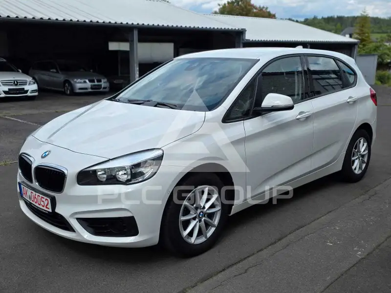 2015 BMW 218