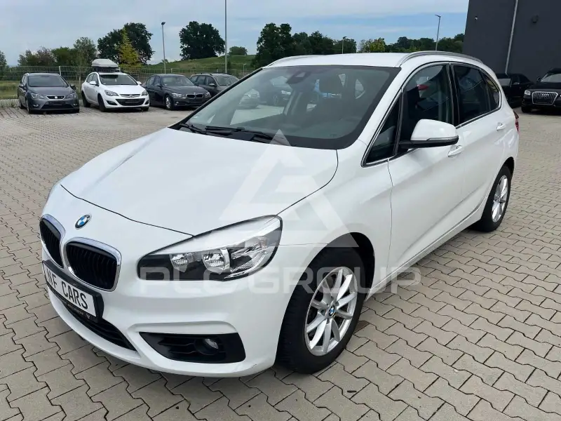 2015 BMW 218