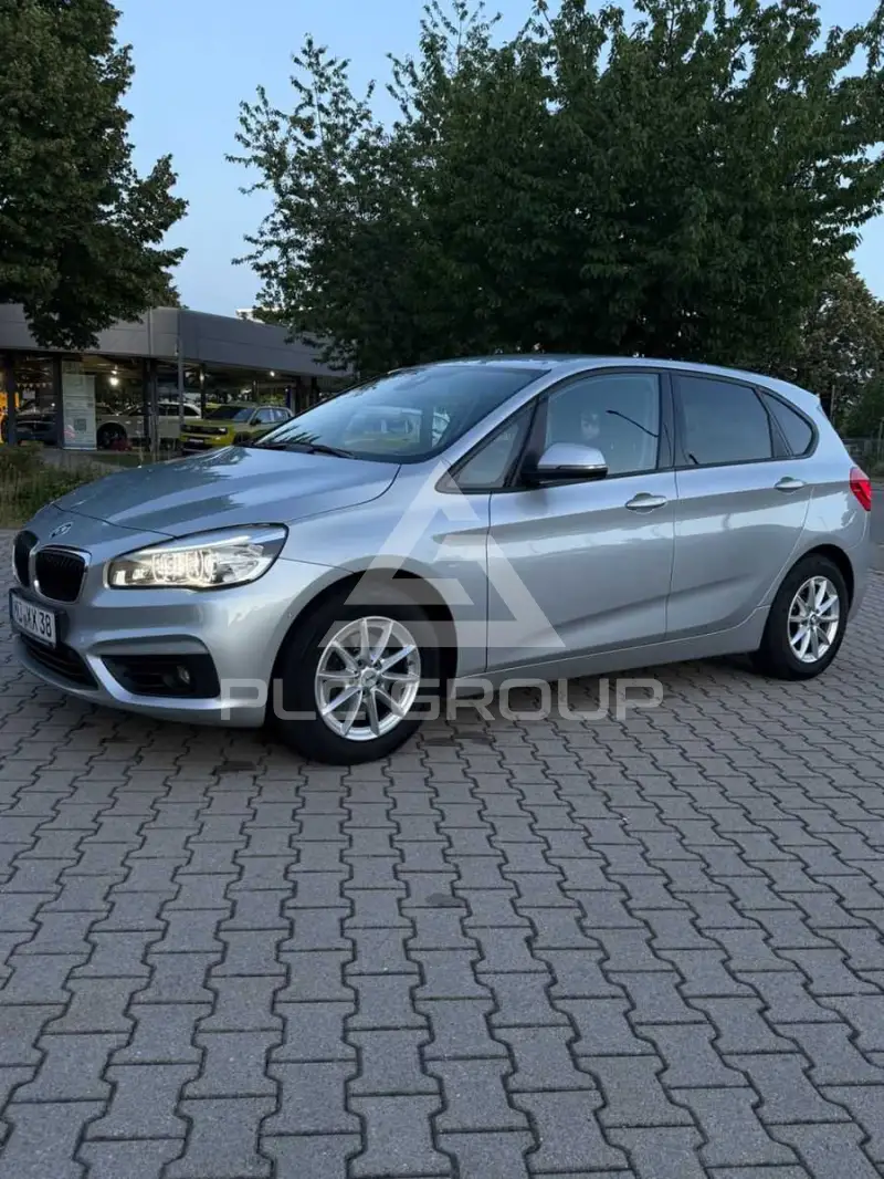 2015 BMW 218