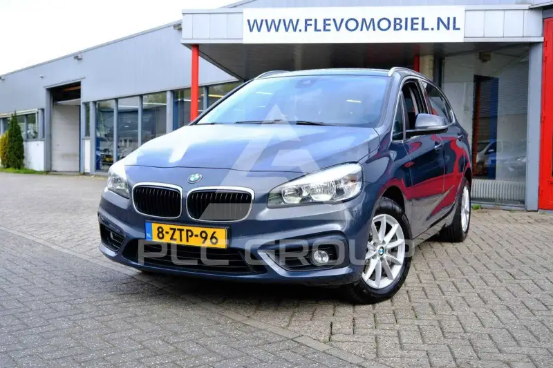 2015 BMW 218