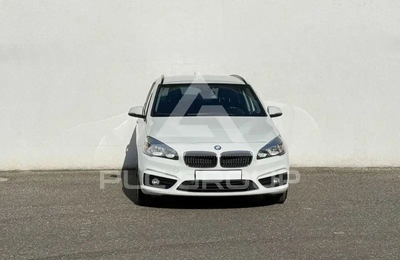 2015 BMW 218