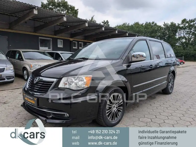 2015 Lancia Voyager