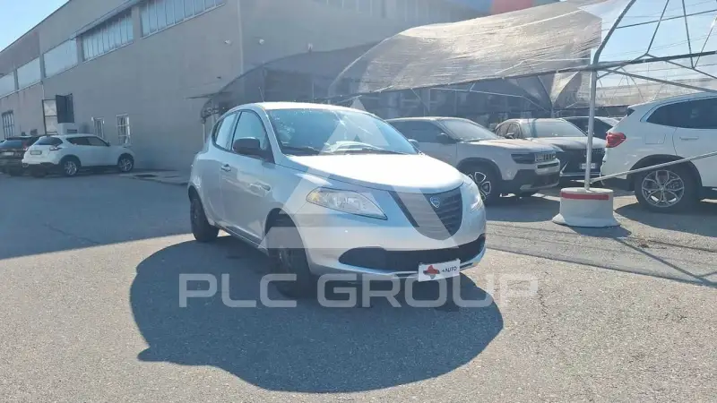 2015 Lancia YPSILON