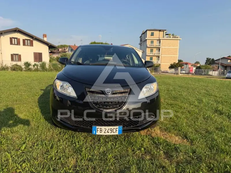 2015 Lancia YPSILON