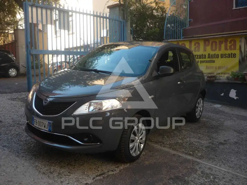 2015 Lancia YPSILON