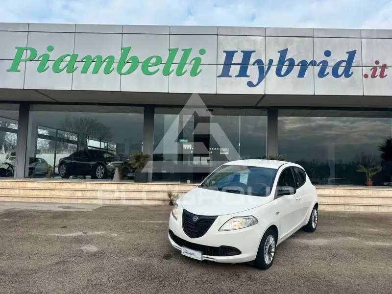 2015 Lancia YPSILON