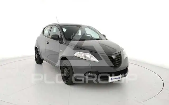 2015 Lancia YPSILON
