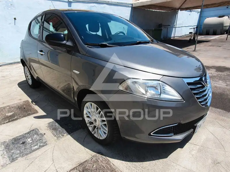 2015 Lancia YPSILON