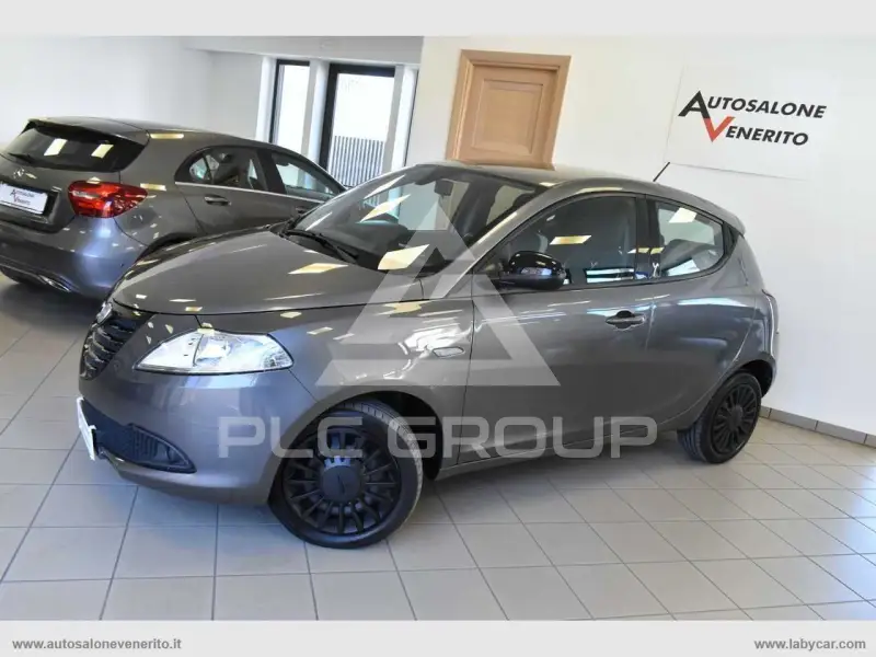 2015 Lancia YPSILON