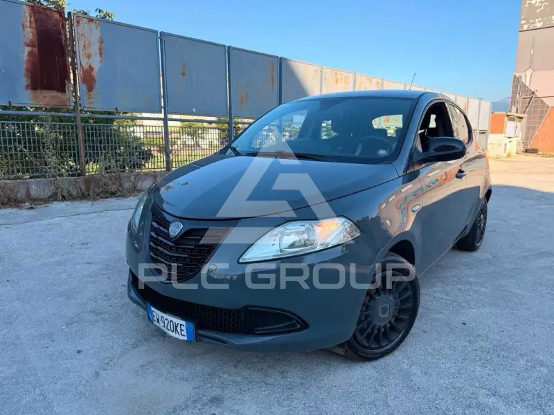 2015 Lancia YPSILON