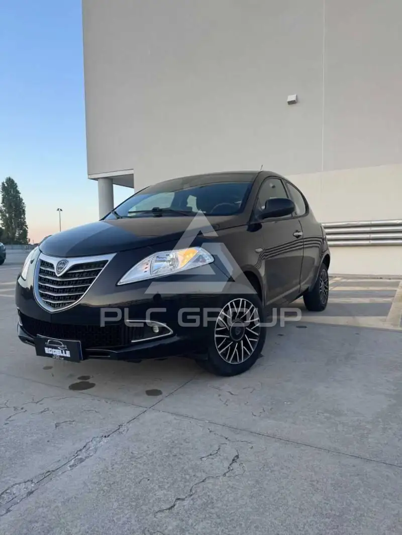 2015 Lancia YPSILON