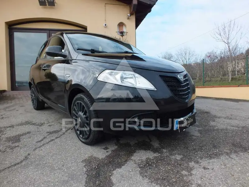 2015 Lancia YPSILON