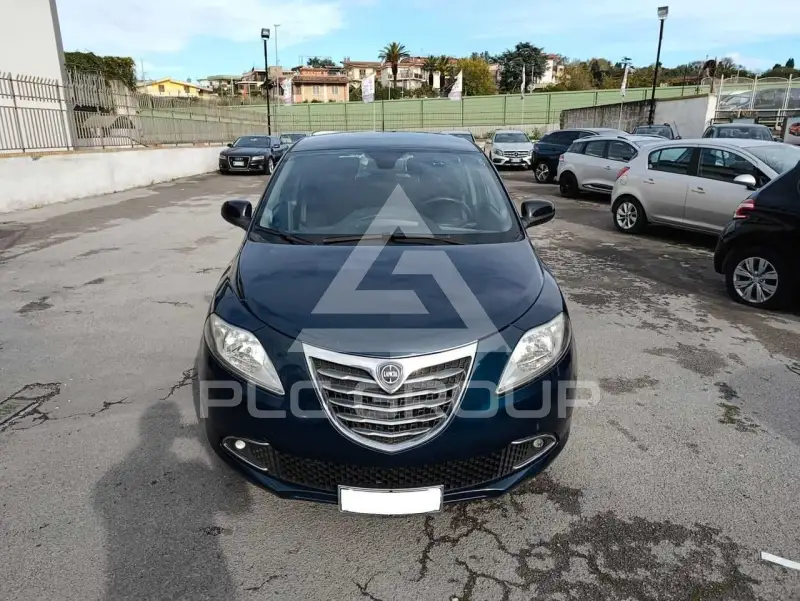 2015 Lancia YPSILON