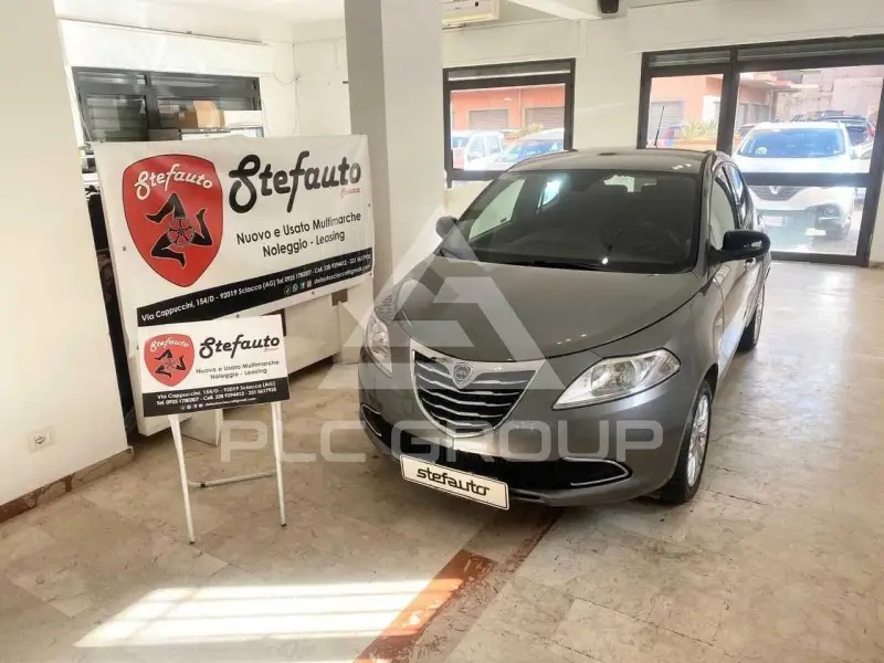 2015 Lancia YPSILON