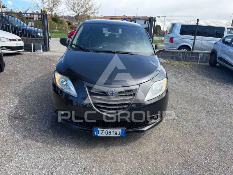 2015 Lancia YPSILON