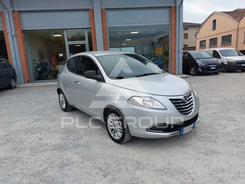 2015 Lancia YPSILON