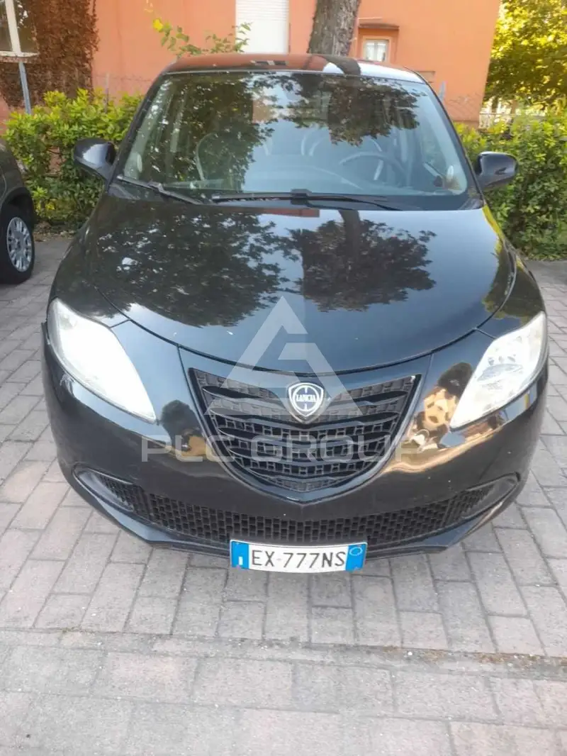2015 Lancia YPSILON