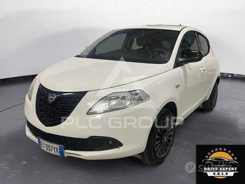 2015 Lancia YPSILON