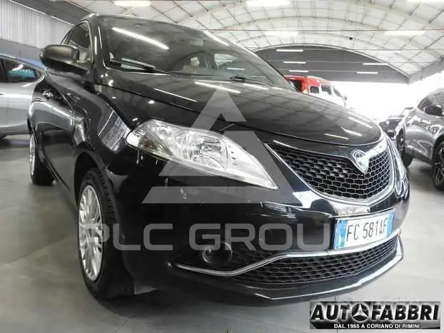 2015 Lancia YPSILON