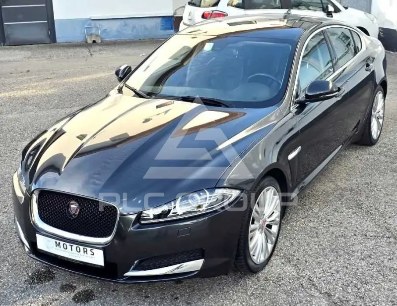 2015 Jaguar XF