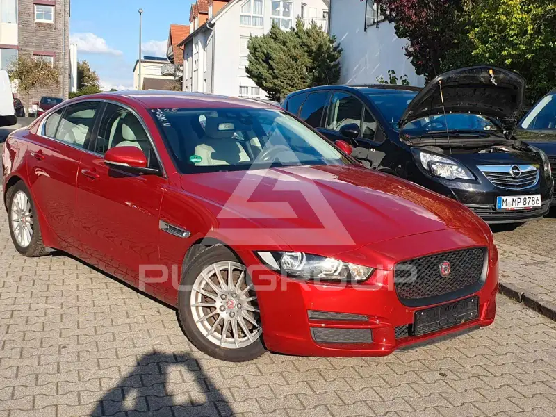 2015 Jaguar XF