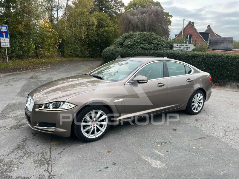 2015 Jaguar XF
