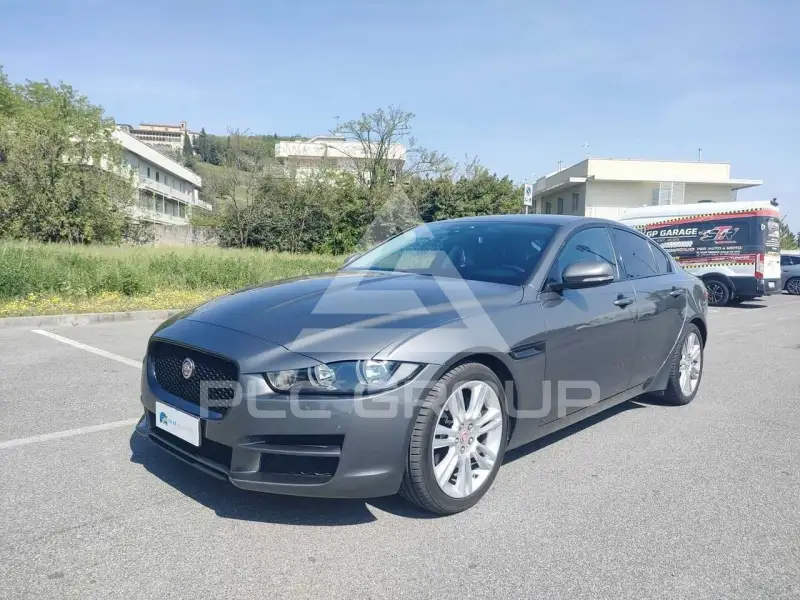 2015 Jaguar XF