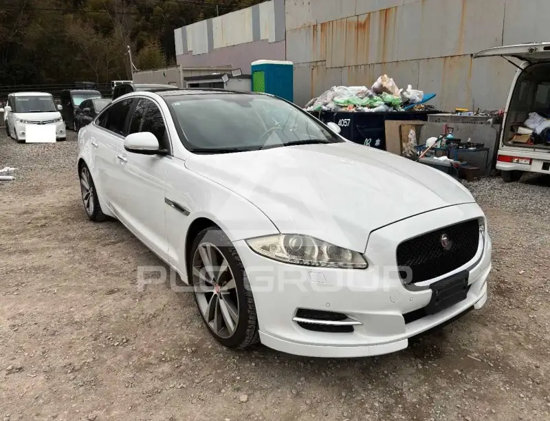 2015 Jaguar XJ