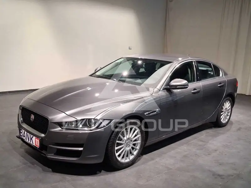 2015 Jaguar XE