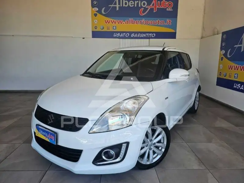 2015 Suzuki SWIFT