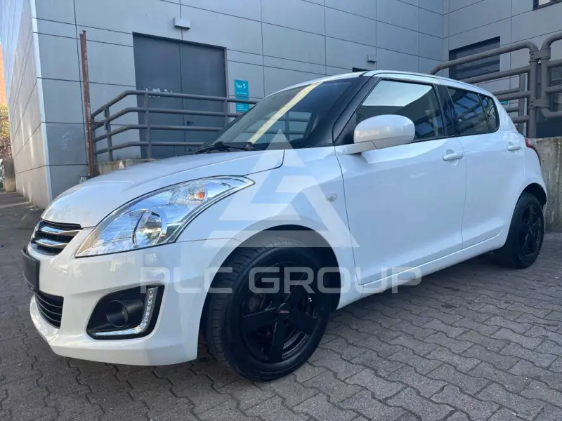 2015 Suzuki SWIFT