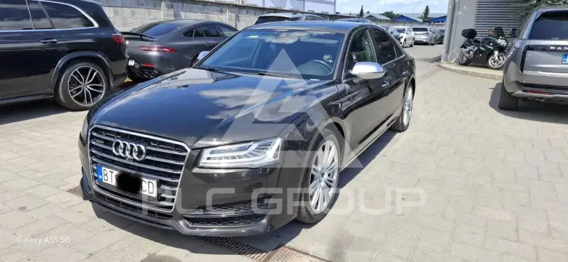 2015 Audi A8