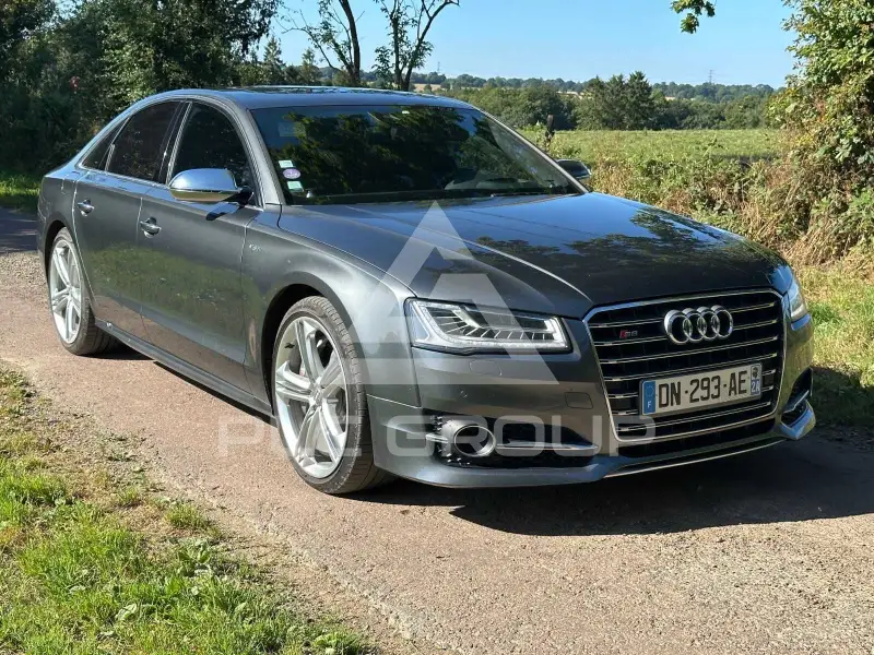 2015 Audi S8