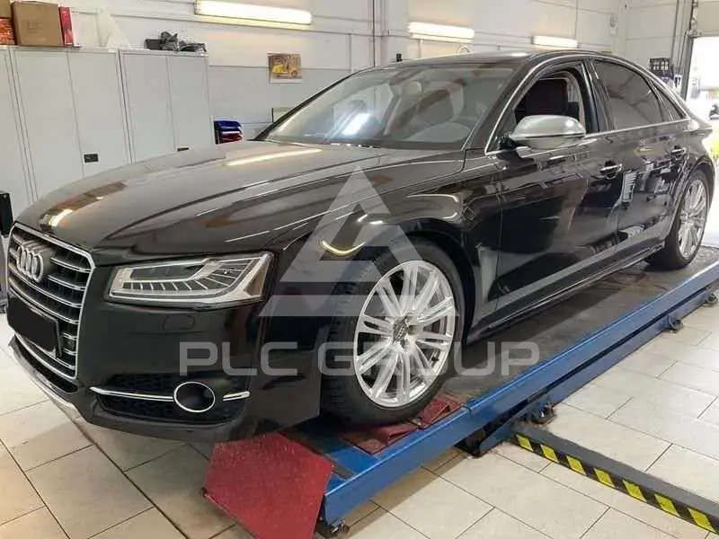 2015 Audi S8