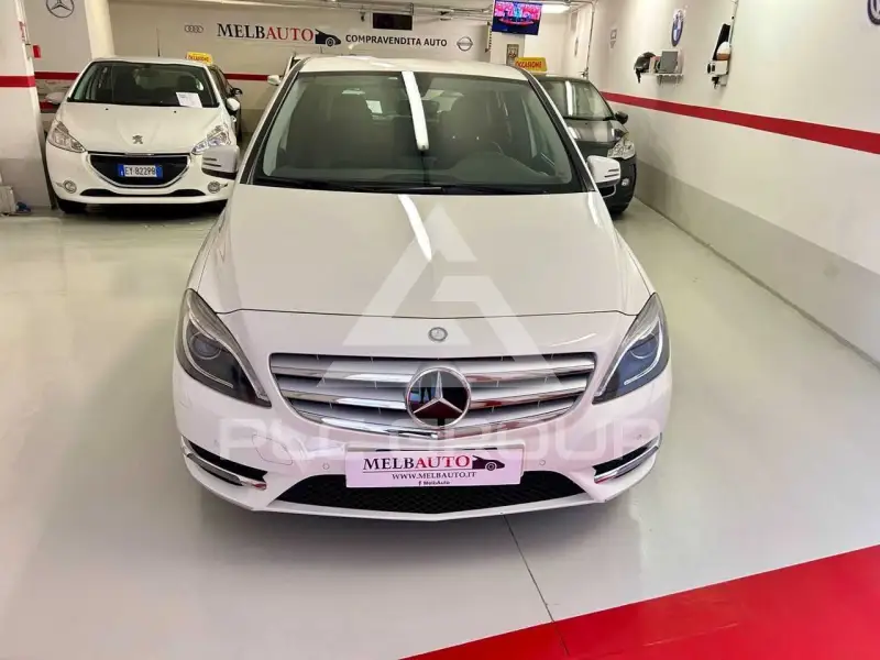 2015 Mercedes Benz B 200