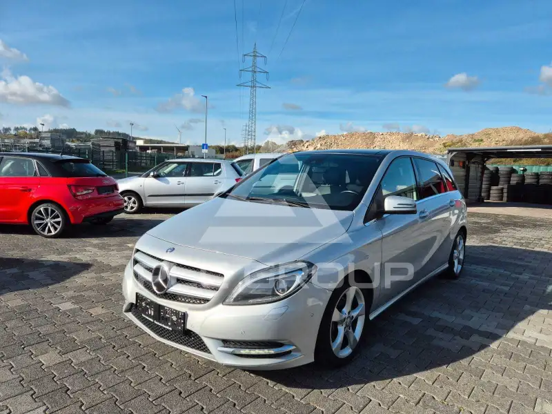 2015 Mercedes Benz B 200