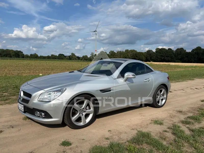 2015 Mercedes Benz SLK 200