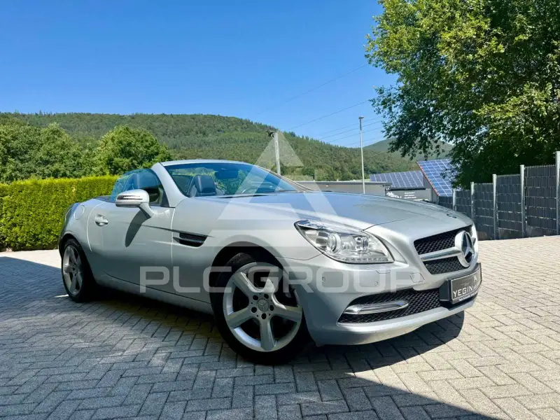 2015 Mercedes Benz SLK 200