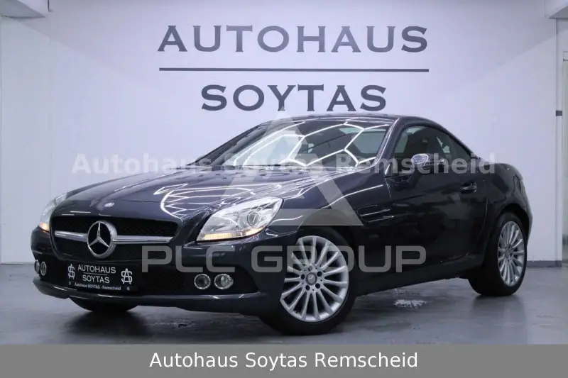 2015 Mercedes Benz SLK 200