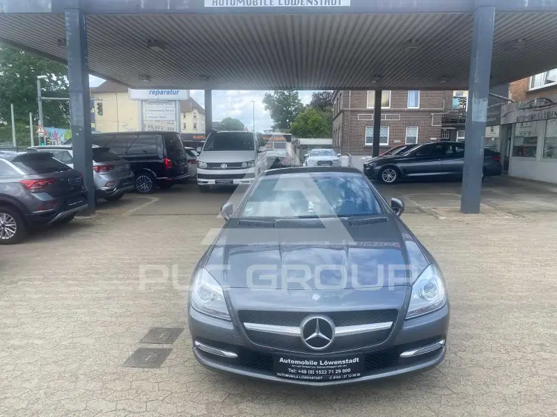 2015 Mercedes Benz SLK 200