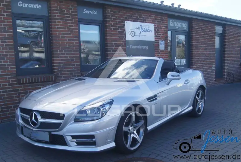 2015 Mercedes Benz SLK 200