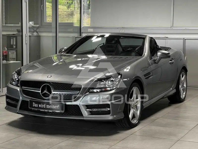 2015 Mercedes Benz SLK 200