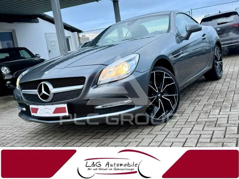 2015 Mercedes Benz SLK 200