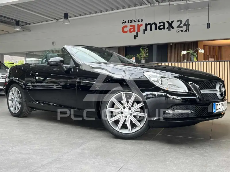 2015 Mercedes Benz SLK 200