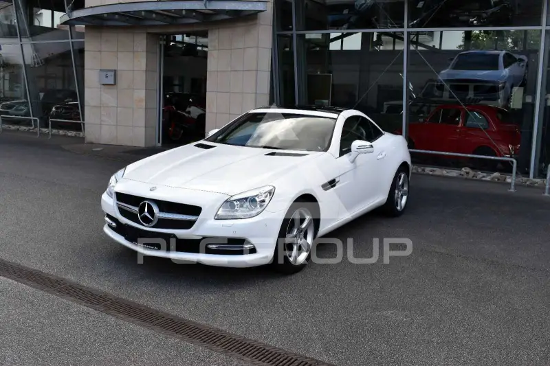 2015 Mercedes Benz SLK 200