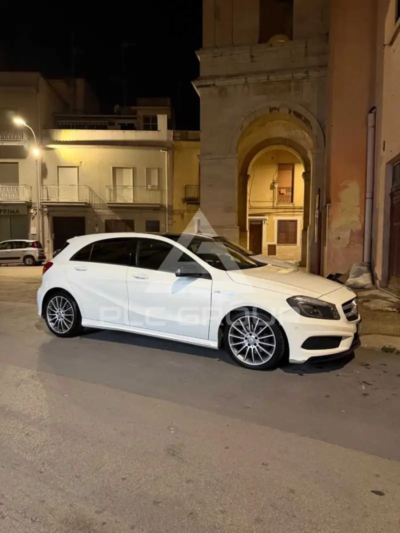 2015 Mercedes Benz A 200