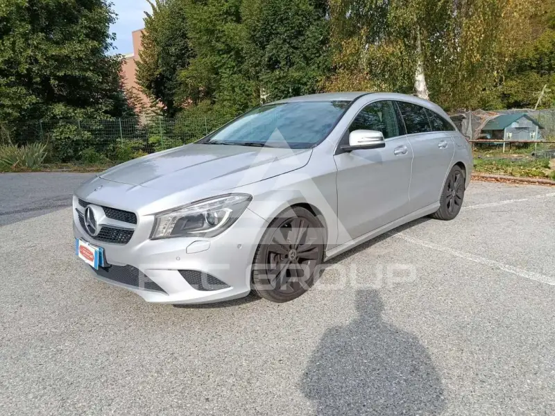 2015 Mercedes Benz CLA 200