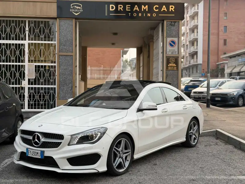 2015 Mercedes Benz CLA 200