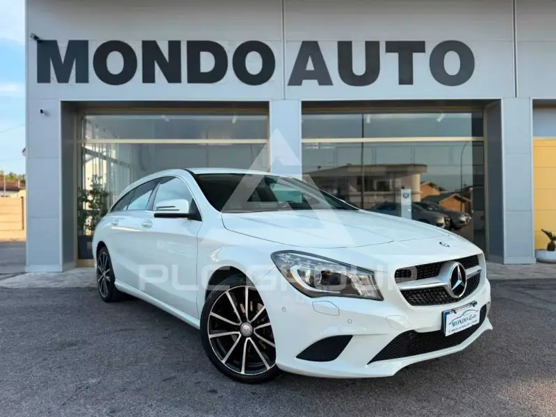 2015 Mercedes Benz CLA 200