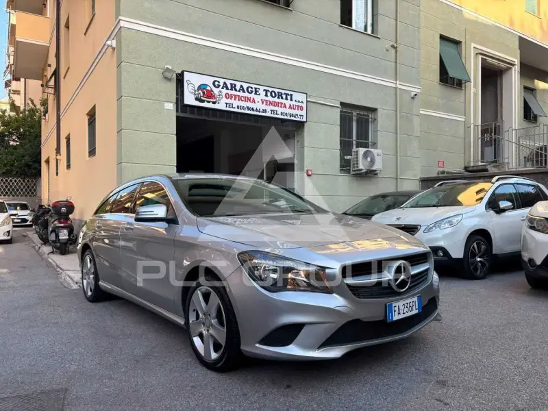 2015 Mercedes Benz CLA 200